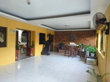 3-Storey House & Lot in Southwoods, Biñan, Laguna