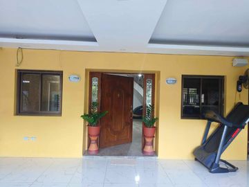 3-Storey House & Lot in Southwoods, Biñan, Laguna