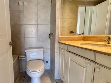 Se Vende 4d/3b/estac/bodega, Cristóbal Colon, Las Condes.