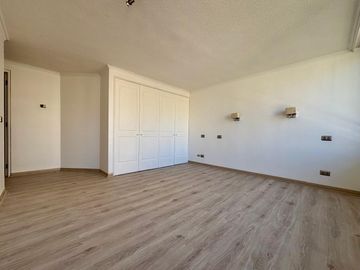 Se Vende 4d/3b/estac/bodega, Cristóbal Colon, Las Condes.