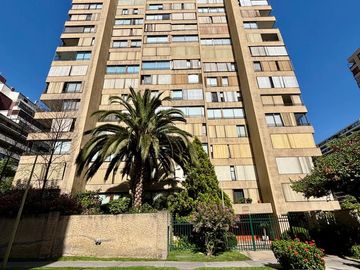 Se Vende 4d/3b/estac/bodega, Cristóbal Colon, Las Condes.