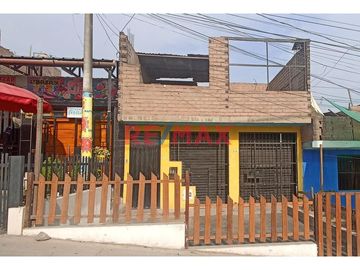 1126124 Casa Con Local Comercial En Puente Piedra En Ocasión