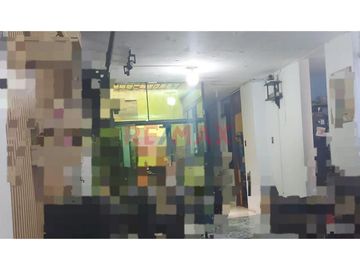 1126124 Casa Con Local Comercial En Puente Piedra En Ocasión