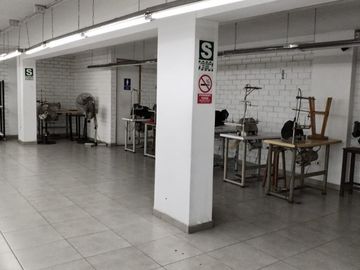REMATO LOCAL EN VENTA CON ZONIFICACIÓN MIXTA EN EL DISTRITO DE SAN LUIS!!