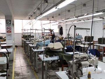 REMATO LOCAL EN VENTA CON ZONIFICACIÓN MIXTA EN EL DISTRITO DE SAN LUIS!!