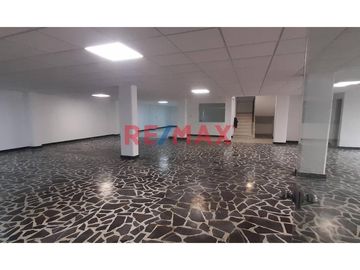 REMATO LOCAL EN VENTA CON ZONIFICACIÓN MIXTA EN EL DISTRITO DE SAN LUIS!!