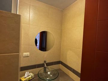 VENDO HERMOSO DEPARTAMENTO SUEPER AMPLIO EN URB PRIVADA EN CAYMA