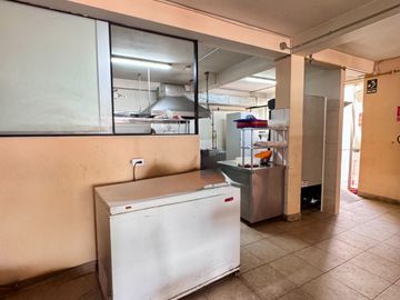SE VENDE Local Comercial en Villaran