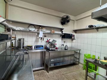 SE VENDE Local Comercial en Villaran
