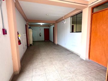 SE VENDE Local Comercial en Villaran