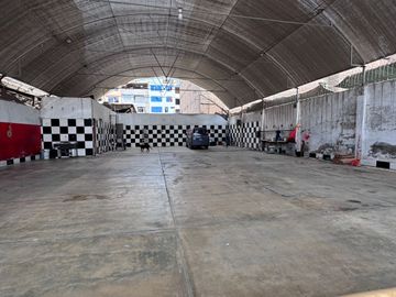 Se Vende Local Comercial en Av. Santa Rosa – San Juan de Lurigancho