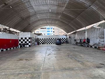 Se Vende Local Comercial en Av. Santa Rosa – San Juan de Lurigancho