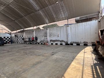 Se Vende Local Comercial en Av. Santa Rosa – San Juan de Lurigancho