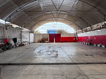 Se Vende Local Comercial en Av. Santa Rosa – San Juan de Lurigancho