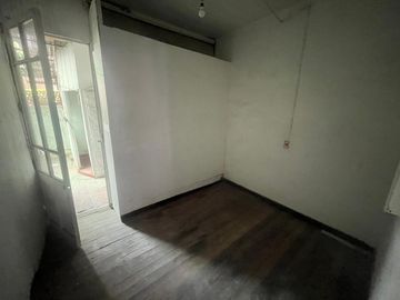 Casa sólida en Santiago Centro, Metro Ñuble.