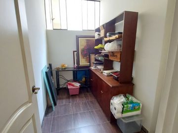 Vendo Departamento Lince 343M2, Cochera, Primer Piso