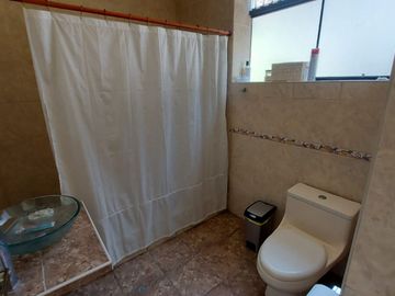 Vendo Departamento Lince 343M2, Cochera, Primer Piso