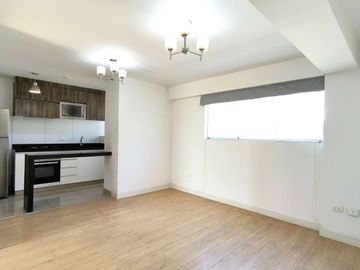 Práctico Y Moderno Flat Con Una Vista Espectacular - Piso 12