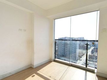 Práctico Y Moderno Flat Con Una Vista Espectacular - Piso 12