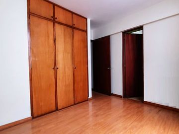 ¡OPORTUNIDAD EN BARRANCO, DEPARTAMENTO EN 2DO PISO!