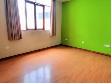 ¡OPORTUNIDAD EN BARRANCO, DEPARTAMENTO EN 2DO PISO!