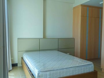 Luxurious 2-Bedroom Condo In 8 Newtown Boulevard, Mactan Island, Cebu, Philippines
