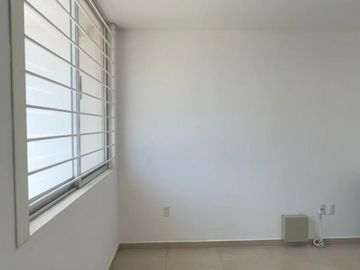 AMPLIA CASA EN FRACCIONAMIENTO LOS ALMENDROS CON SEGURIDAD 24/7.