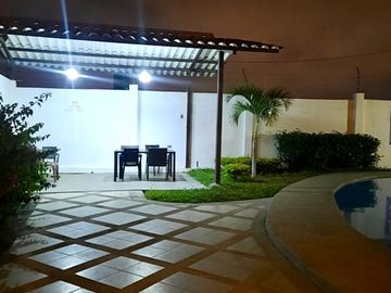 Salinas - La Milina, casa en urbanización con acceso al mar, con 3 habitaciones
