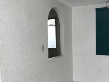BONITA Y AMPLIA CASA EN RECUPERACIÓN BANCARIA (NO CREDITOS), EXCELENTE UBICACIÓN EN LA UH VALLE DEL TENAYO TLALNEPANTLA, A UNOS MINUTOS DE LA CDMX!!!