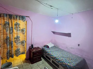 ¡CASA EN VENTA EN LA COLONIA SANTA CECILIA!