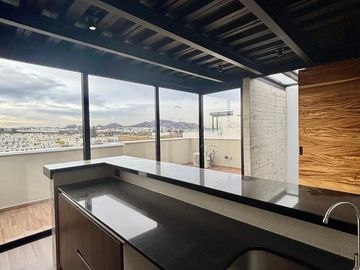 Hermosa Casa en Sendas Capital norte con seguridad 24/7.