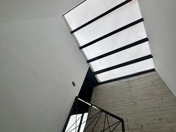 Hermosa Casa en Sendas Capital norte con seguridad 24/7.