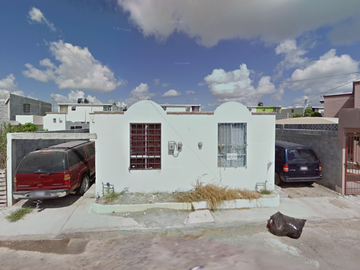 Casa 🏡 de oportunidad en Rtno. Luxemburgo, Hacienda las Fuentes, Reynosa, Tamps., México✨💵