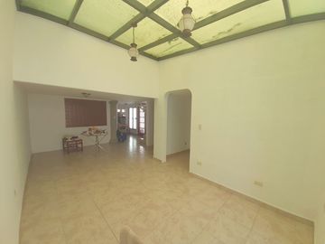 CASA EN VENTA  EN PUEBLA CERCA COLONIA LA JOYA