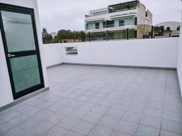 SURCO -ALQUILO    Depto DUPLEX  190 M2.  4dorm,4baños