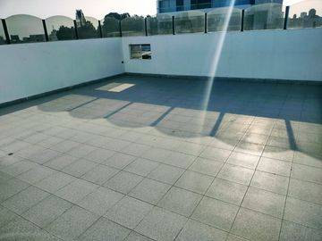 SURCO -ALQUILO    Depto DUPLEX  190 M2.  4dorm,4baños