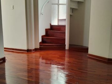 SURCO Chama VENDO  Duplex  190 M2.  4dorm,4baños