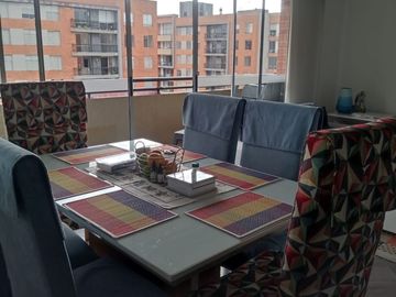 SE VENDE APARTAMENTO EN GRAN GRANADA