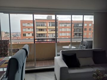 SE VENDE APARTAMENTO EN GRAN GRANADA