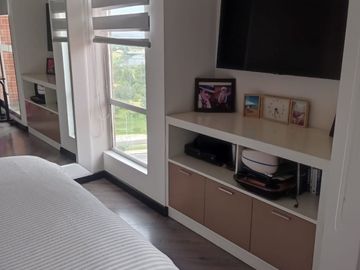 SE VENDE APARTAMENTO EN GRAN GRANADA