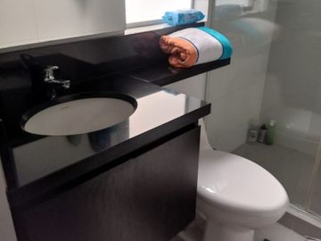 SE VENDE APARTAMENTO EN GRAN GRANADA