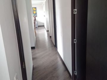 SE VENDE APARTAMENTO EN GRAN GRANADA