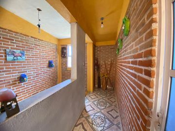 Casa en Venta sola con alberca jardín amplio en Yautepec Morelos