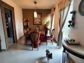 Se vende Casa de una sola planta con 2 recámaras en  200 m2 de construcción. Colonia El Empleado, Cuernavaca, Mor.