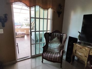Se vende Casa de una sola planta con 2 recámaras en  200 m2 de construcción. Colonia El Empleado, Cuernavaca, Mor.