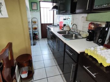Se vende Casa de una sola planta con 2 recámaras en  200 m2 de construcción. Colonia El Empleado, Cuernavaca, Mor.