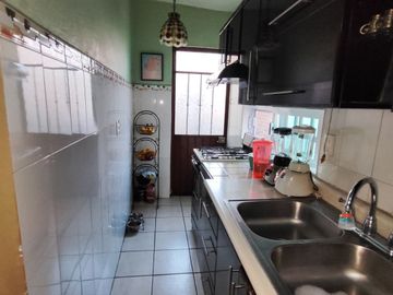 Se vende Casa de una sola planta con 2 recámaras en  200 m2 de construcción. Colonia El Empleado, Cuernavaca, Mor.