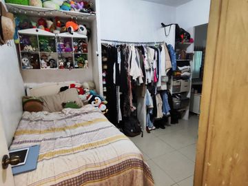 Se vende Casa de una sola planta con 2 recámaras en  200 m2 de construcción. Colonia El Empleado, Cuernavaca, Mor.
