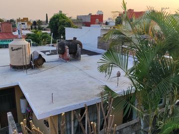 Se vende Casa de una sola planta con 2 recámaras en  200 m2 de construcción. Colonia El Empleado, Cuernavaca, Mor.