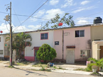 EXCELENTE OPORTUNIDAD, GRAN CASA EN CALLE KAY, TIERRA MAYA, CANCUN QUINTANA ROO